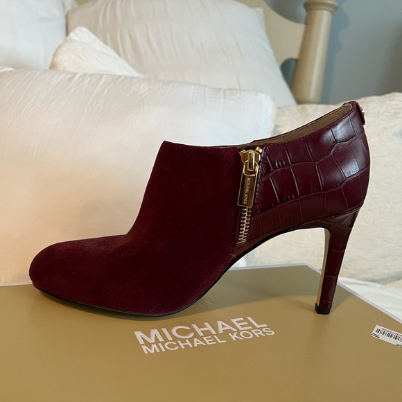 NIB Michael Kors Merlot suede “Sammy” ankle boot 7m - Picture 6 of 11